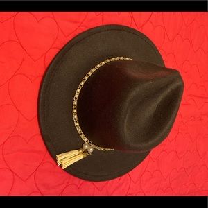 Black fedora hat